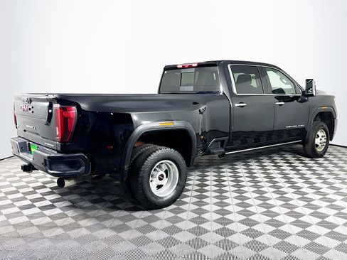 Used 2023 GMC Sierra 3500 Denali w/ Denali Ultimate Package image 10