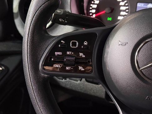 Used 2020 Mercedes-Benz Sprinter 2500 image 19