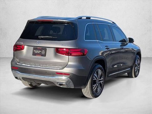 New 2026 Mercedes-Benz GLB 250 4MATIC image 2