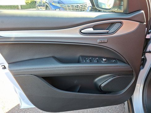 New 2025 Alfa Romeo Stelvio Sprint image 8