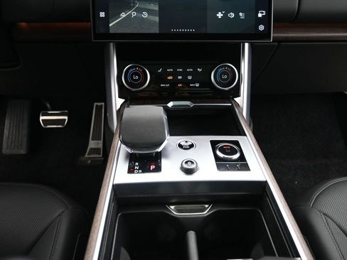 Used 2023 Land Rover Range Rover SE AWD/4WD image 29