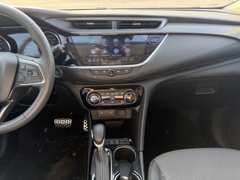 Used 2023 Buick Encore GX Select w/ Sport Touring Package FWD image 19