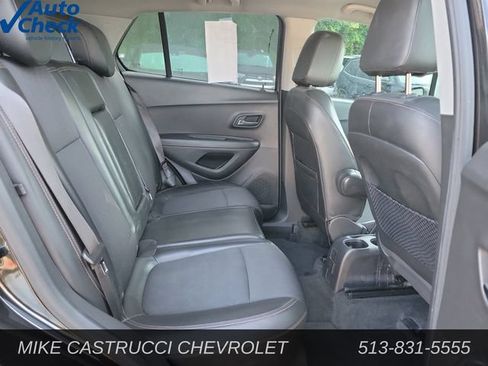 Used 2019 Chevrolet Trax LT w/ LT Convenience Package AWD/4WD image 25