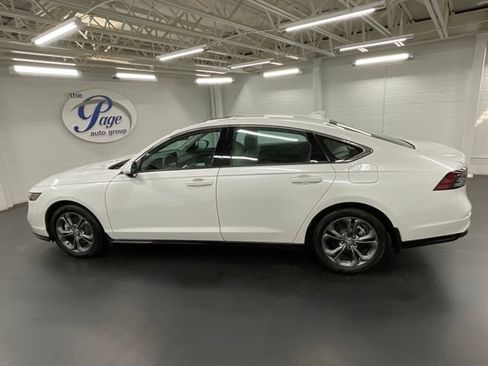 Certified 2025 Honda Accord EX-L image 2