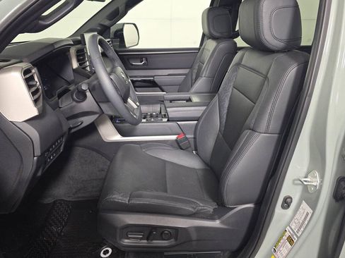 Used 2025 Toyota Sequoia Limited AWD/4WD image 7