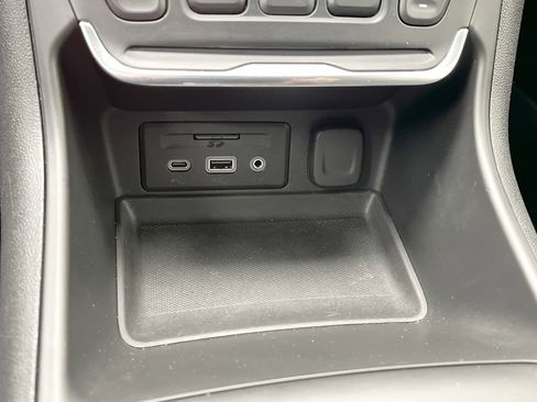 Used 2021 GMC Terrain SLE w/ Driver Convenience Package image 23