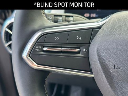 Used 2024 Chevrolet Equinox EV LT image 6