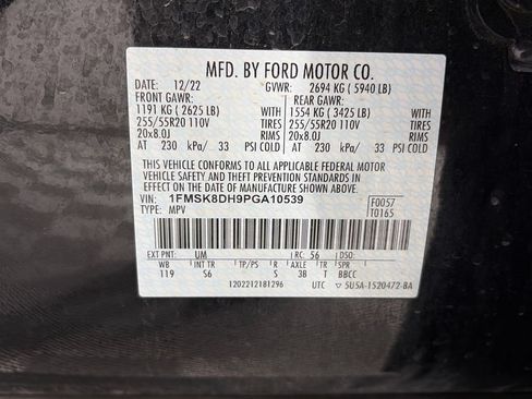 Used 2023 Ford Explorer XLT w/ Equipment Group 202A AWD/4WD image 9