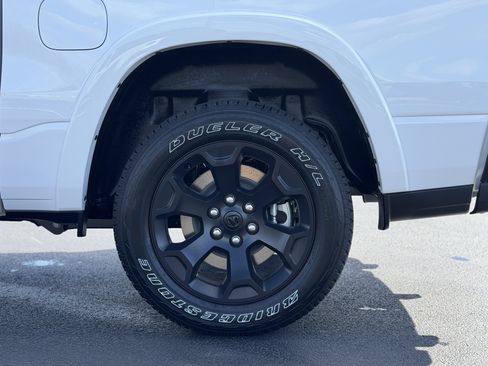 New 2026 RAM 1500 Big Horn w/ Night Edition AWD/4WD image 9