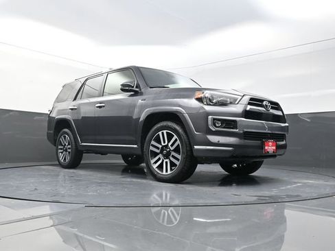 Used 2023 Toyota 4Runner Limited image 40