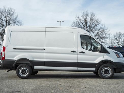 New 2026 Ford Transit 250 148 Medium Roof RWD image 3