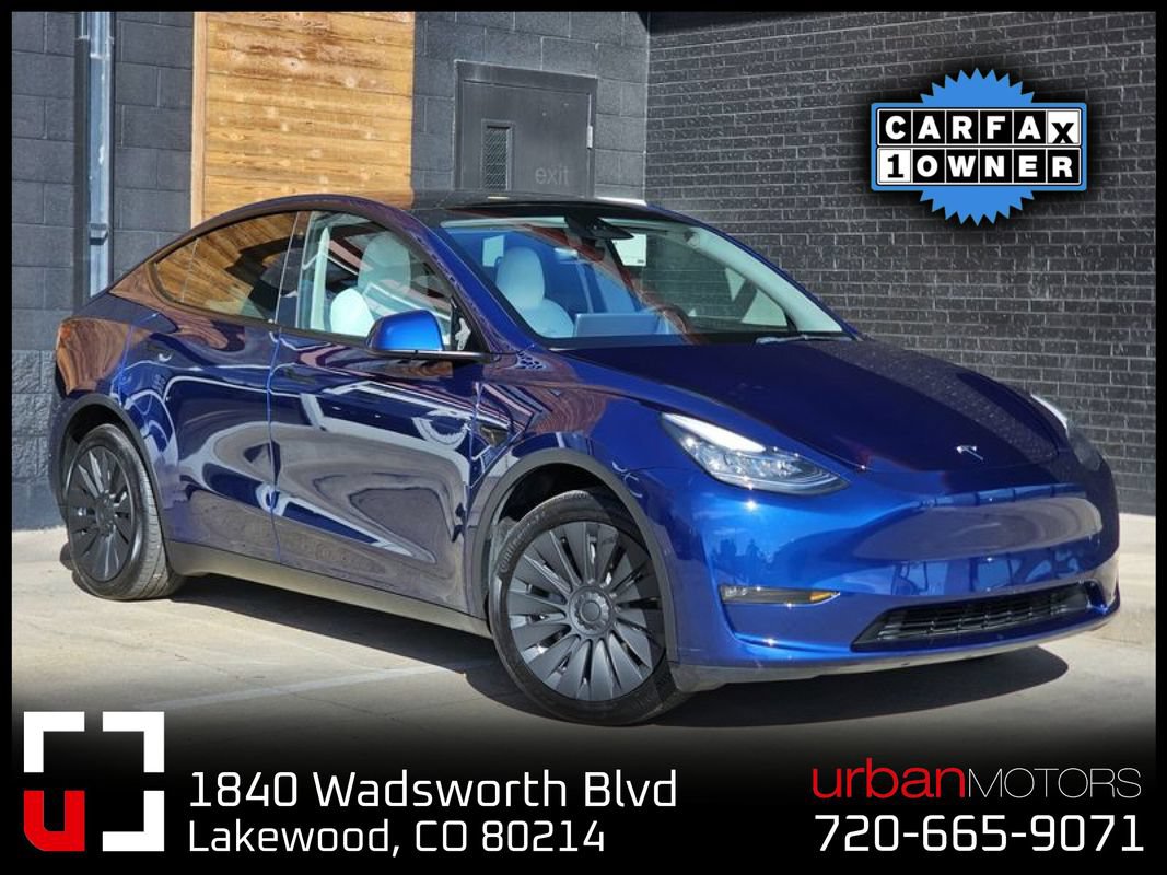 Used 2022 Tesla Model Y Long Range AWD/4WD image 1