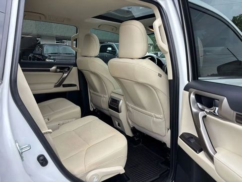 Used 2021 Lexus GX 460 Premium AWD/4WD image 29