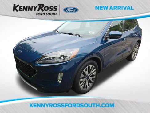 Used 2020 Ford Escape Titanium AWD/4WD image 1
