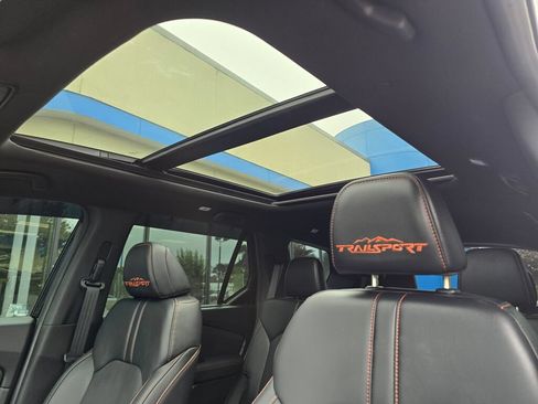 Certified 2025 Honda Pilot TrailSport image 25