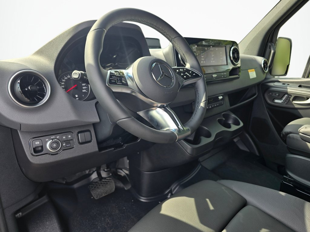 New 2026 Mercedes-Benz Sprinter 2500 image 10