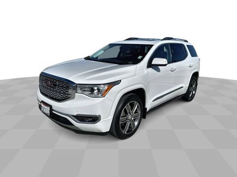 Used 2019 GMC Acadia Denali w/ Technology Package image 1