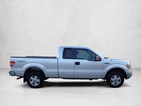 Used 2013 Ford F150 XLT w/ Mid Equipment Group image 5