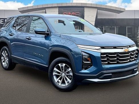 Certified 2026 Chevrolet Equinox LT AWD/4WD image 11