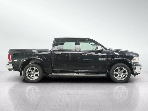 Used 2017 RAM 1500 Laramie AWD/4WD image 6