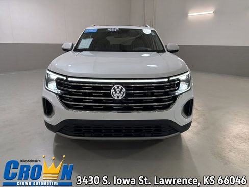 Used 2024 Volkswagen Atlas SEL image 1