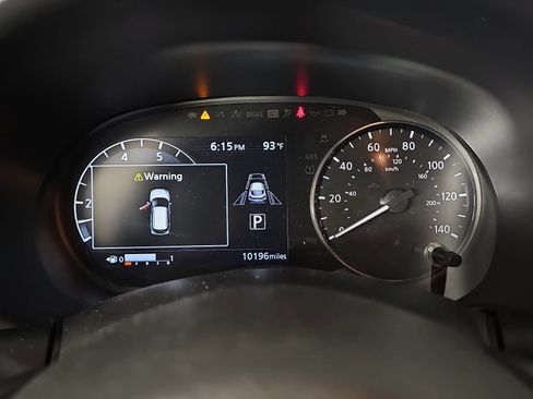 Used 2021 Nissan Kicks SR FWD image 18