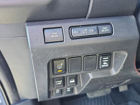 Certified 2023 Nissan Frontier PRO-4X w/ Pro Convenience Package image 11