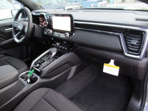 New 2026 GMC Canyon Elevation w/ Convenience Package image 12