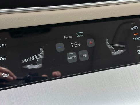 New 2026 Genesis GV70 2.5T Select image 35