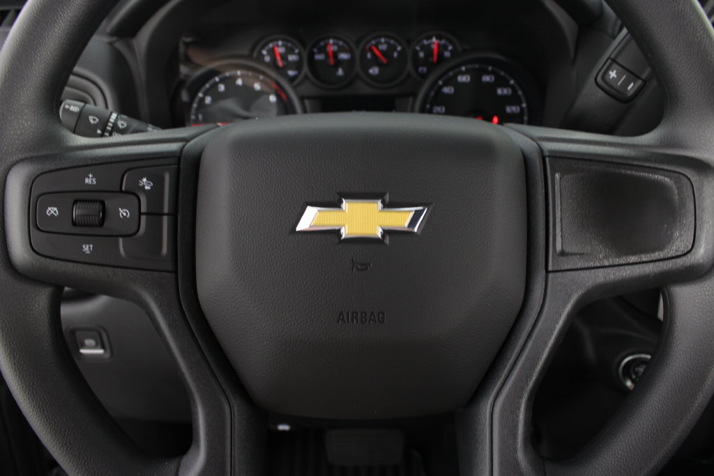 New 2026 Chevrolet Silverado 2500 Custom w/ Custom Value Package AWD/4WD image 18