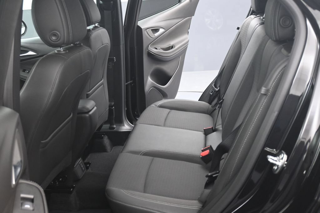 Certified 2026 Buick Encore GX Preferred AWD/4WD image 13