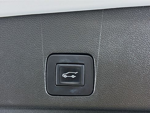 Used 2022 Buick Encore GX Select image 28