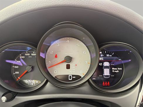 Used 2021 Porsche Macan S image 45