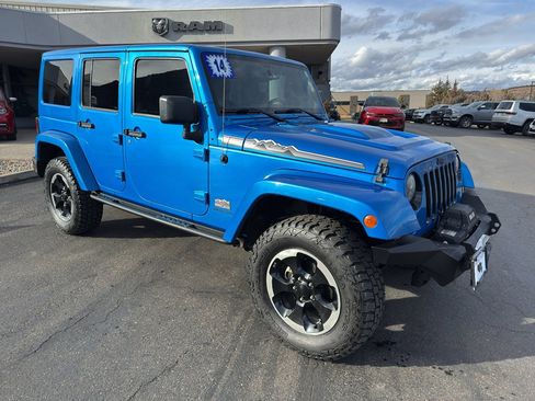 Used 2014 Jeep Wrangler Unlimited Sahara image 1