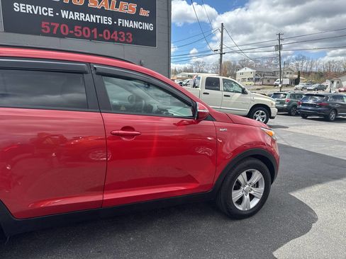Used 2011 Kia Sportage LX w/ Convenience Pkg image 10