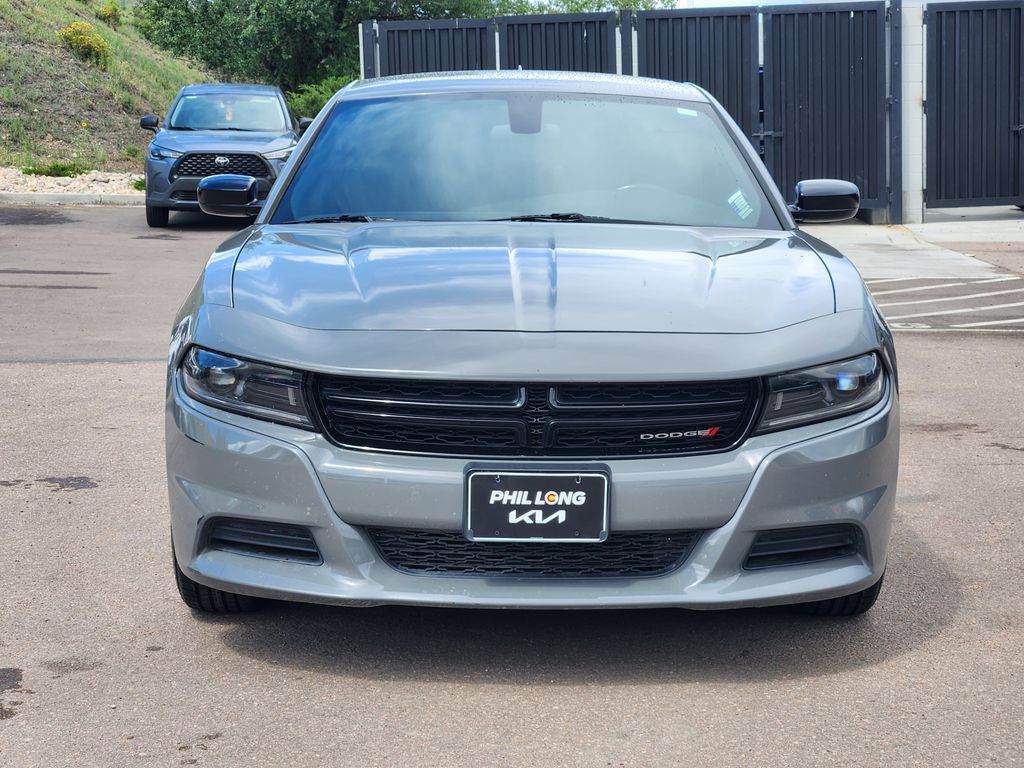Used 2023 Dodge Charger SXT RWD image 2