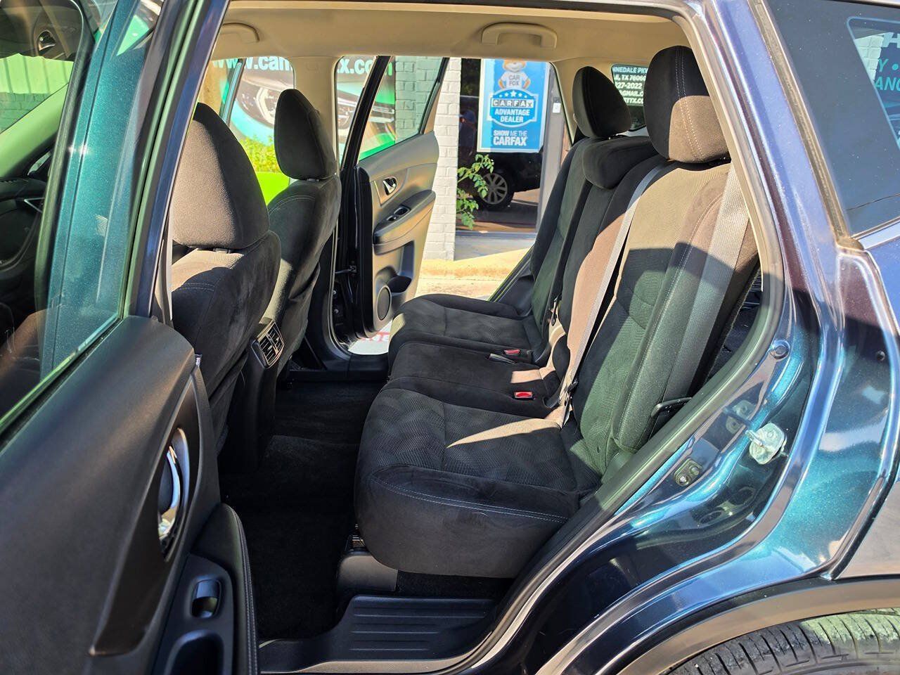 Used 2014 Nissan Rogue S FWD image 19
