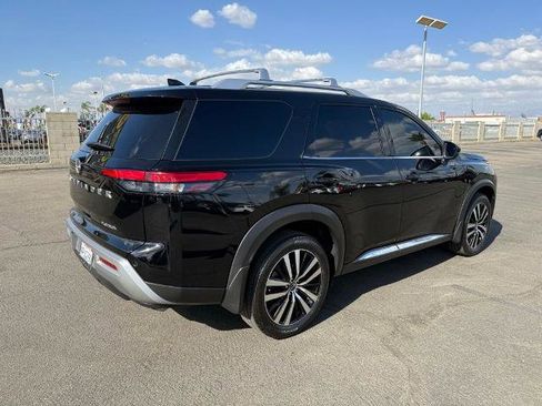 Certified 2023 Nissan Pathfinder Platinum image 6