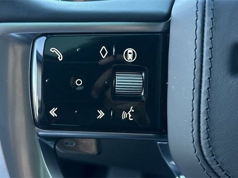 Used 2024 Land Rover Range Rover SE image 31