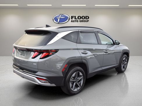 Used 2025 Hyundai Tucson SEL AWD/4WD image 4