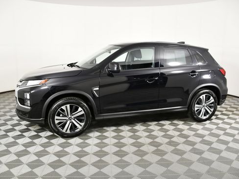 Used 2025 Mitsubishi Outlander Sport ES image 9