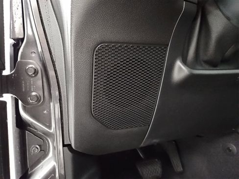 Used 2020 Jeep Wrangler Unlimited Sport S image 32