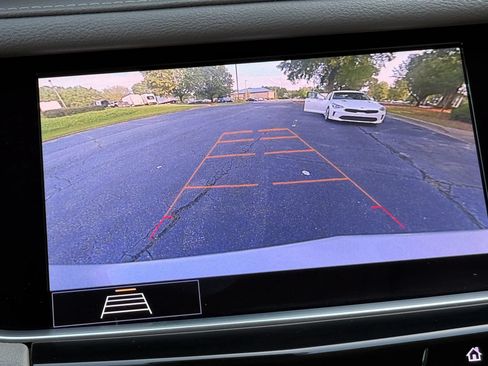 Used 2020 Cadillac XT5 Premium Luxury FWD image 39