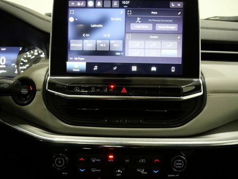 Used 2022 Jeep Compass Limited w/ Sun and Sound Group image 22