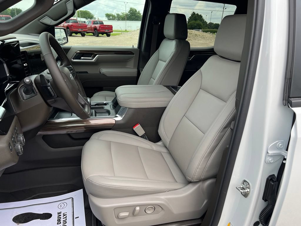 New 2026 Chevrolet Silverado 1500 RST w/ RST All Star Premium Package AWD/4WD image 29