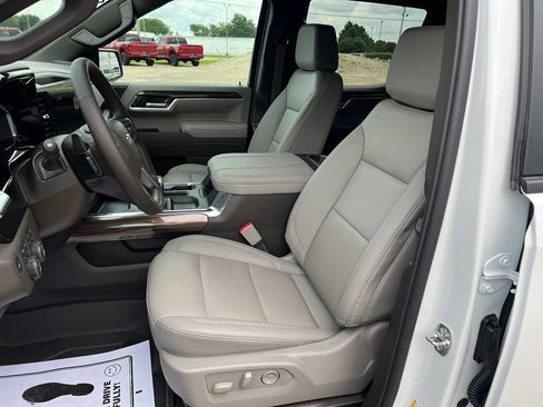 New 2026 Chevrolet Silverado 1500 RST w/ RST All Star Premium Package AWD/4WD image 29