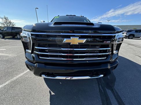 New 2025 Chevrolet Silverado 2500 LTZ w/ Z71 Chrome Sport Edition image 17