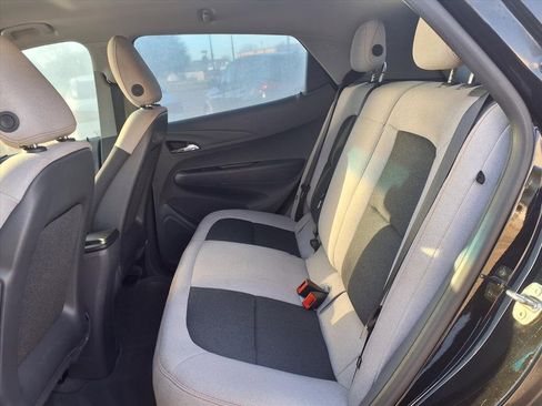 Used 2021 Chevrolet Bolt LT image 18