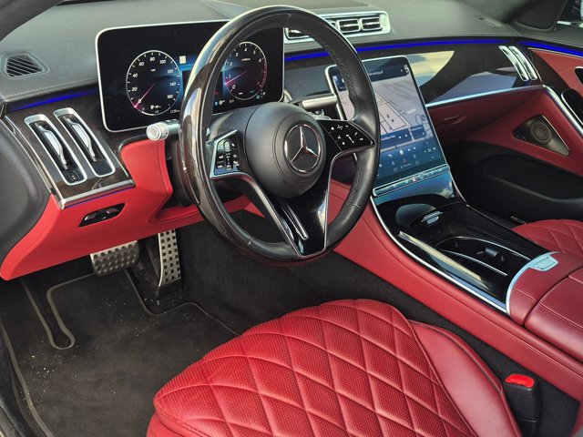 Used 2024 Mercedes-Benz S 580 4MATIC Sedan image 9