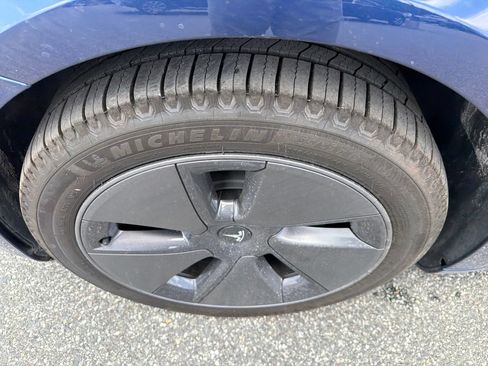 Used 2022 Tesla Model 3 RWD image 10